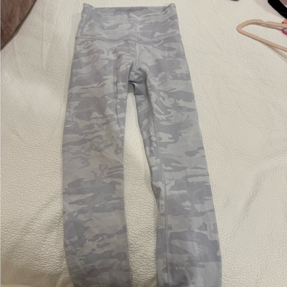 Lululemon Athletica Gray Leggings High-Waisted Athletic Wear